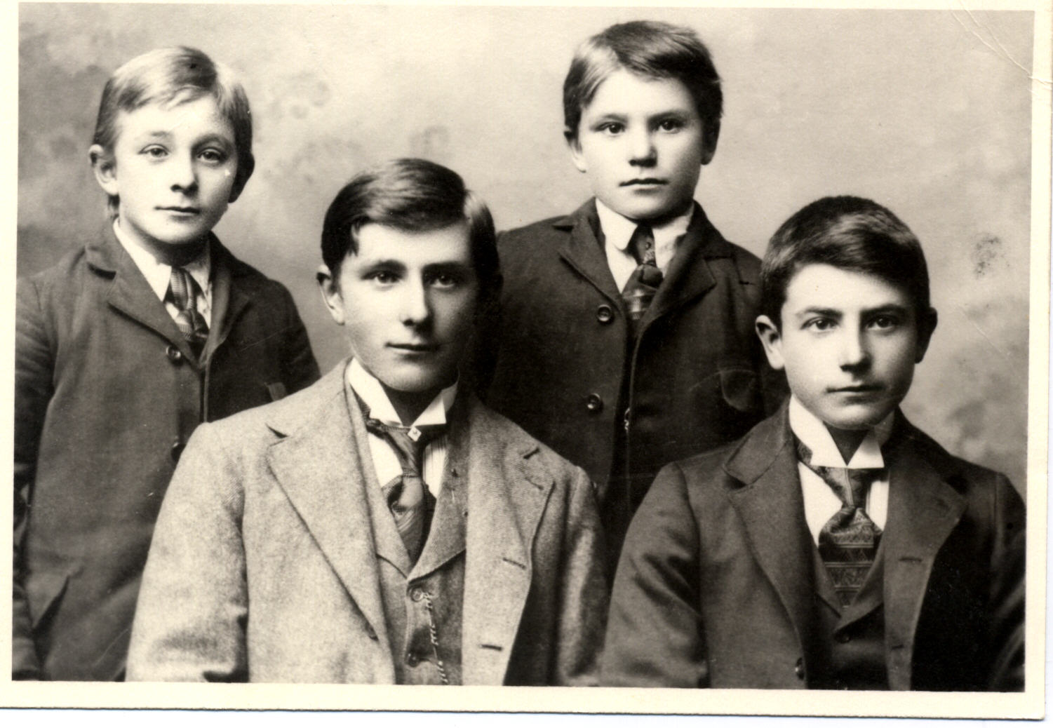   Sorry, image henry-mikkelson-and-brothers.jpg could not be found!