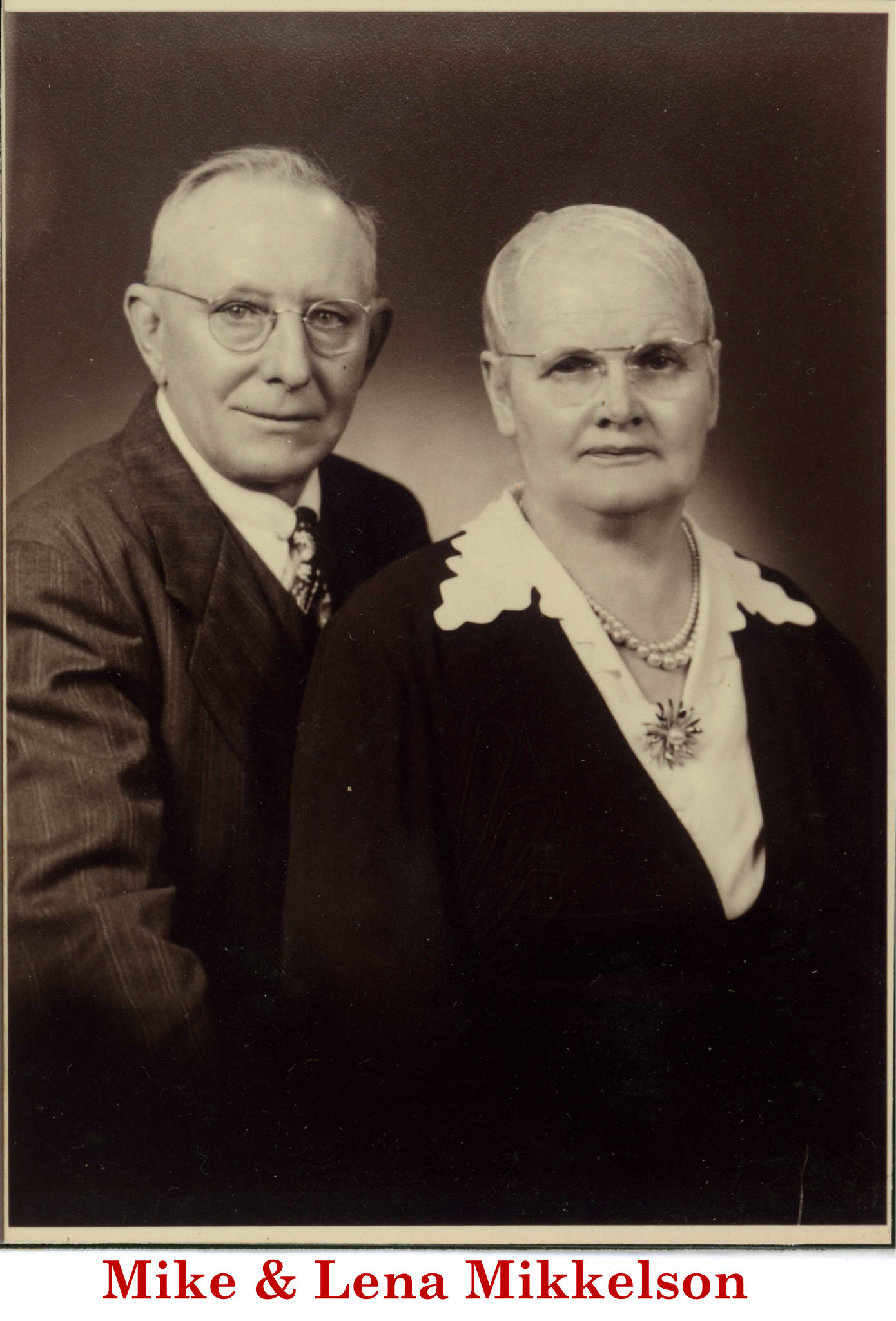   Sorry, image mike-and-lena-mikkelson.jpg could not be found!